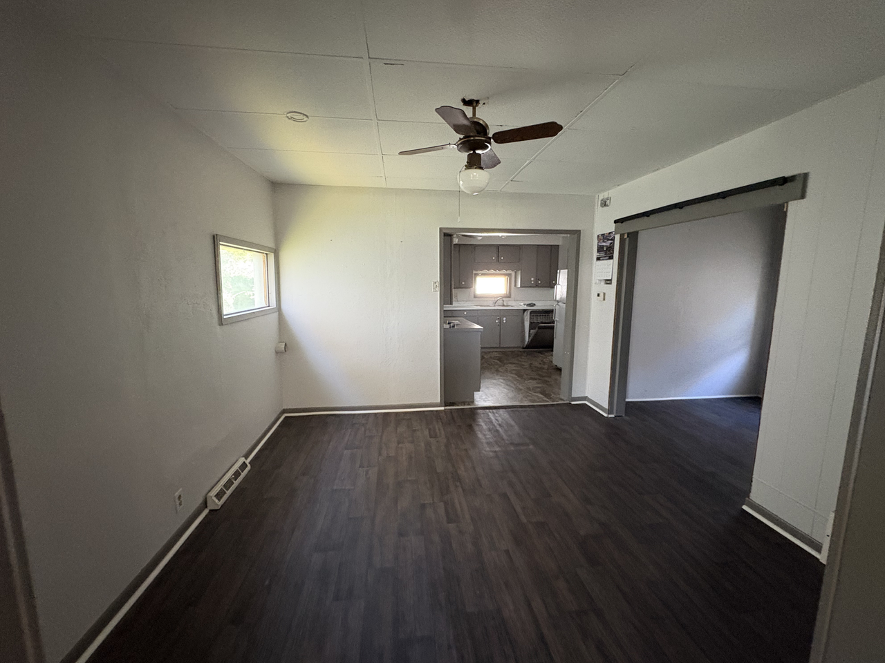 402 1/2 S Elm St #1 - Photo 6 of 11