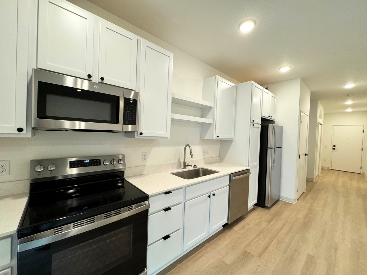 Palisades - 1052340 River Road #105 - Photo 3 of 18