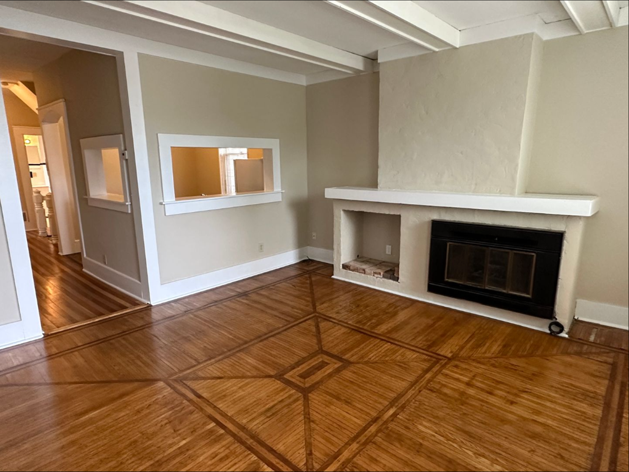2 Bedroom - Photo 2 of 9