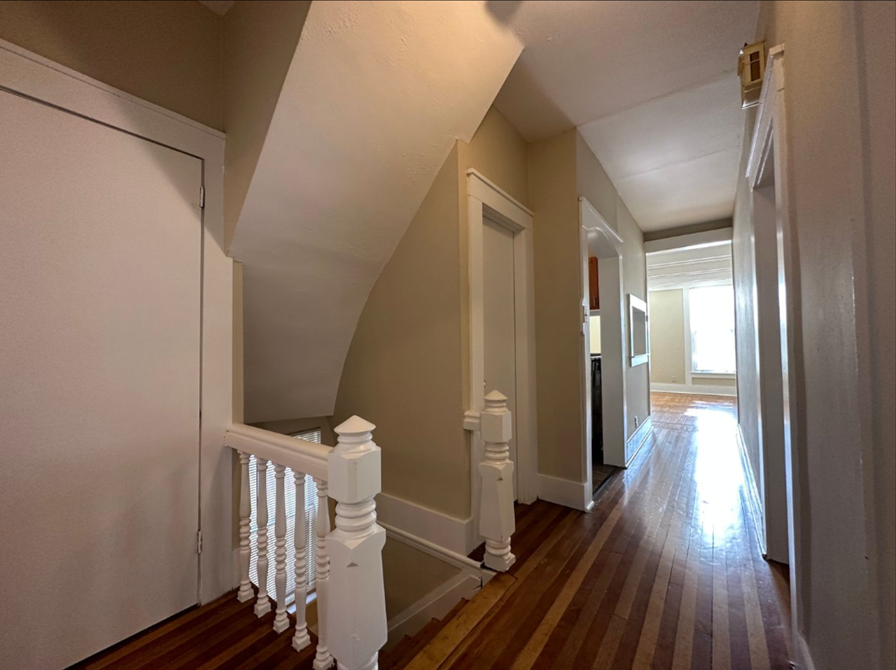 2 Bedroom - Photo 3 of 9