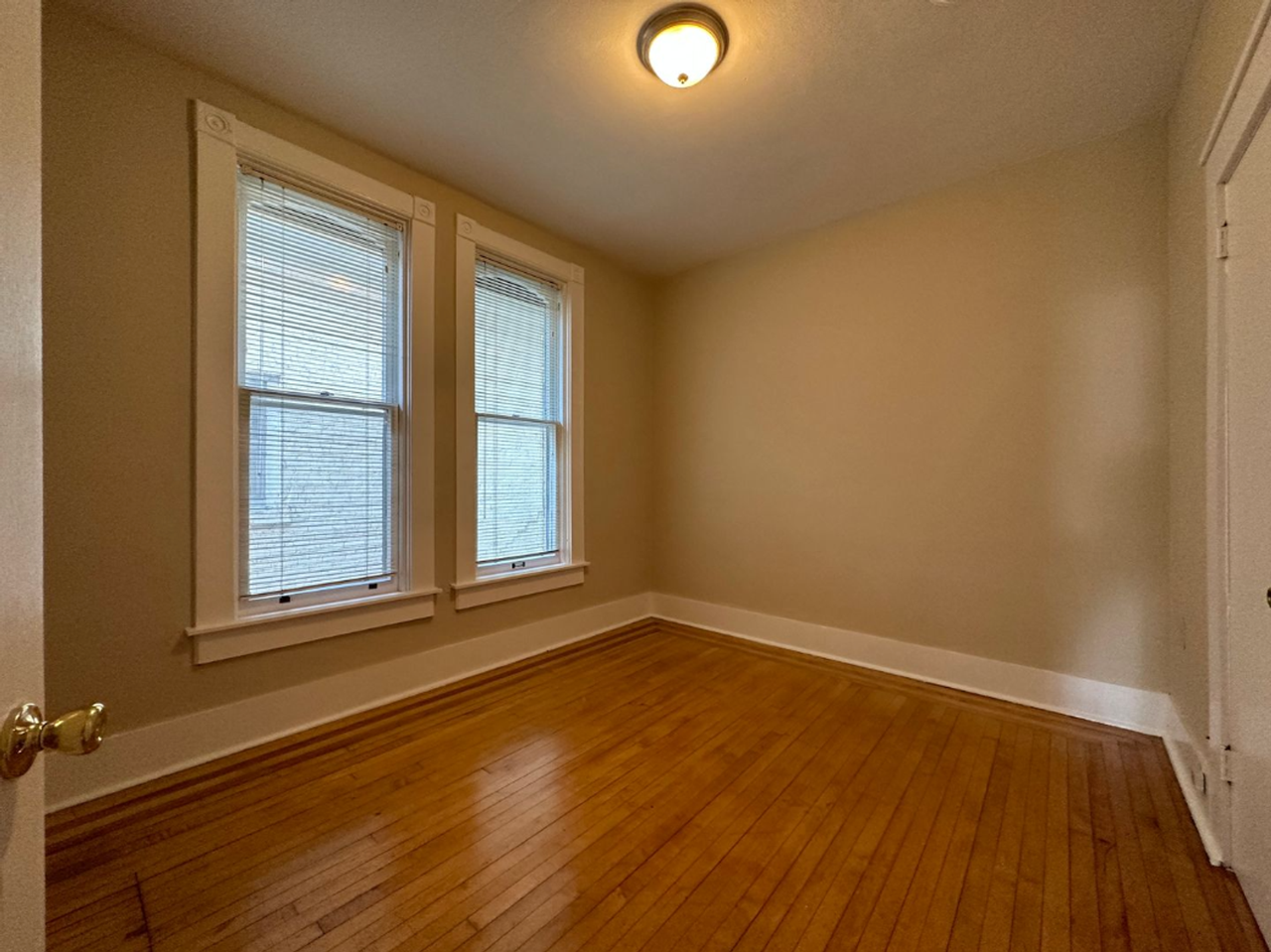 2 Bedroom - Photo 5 of 9