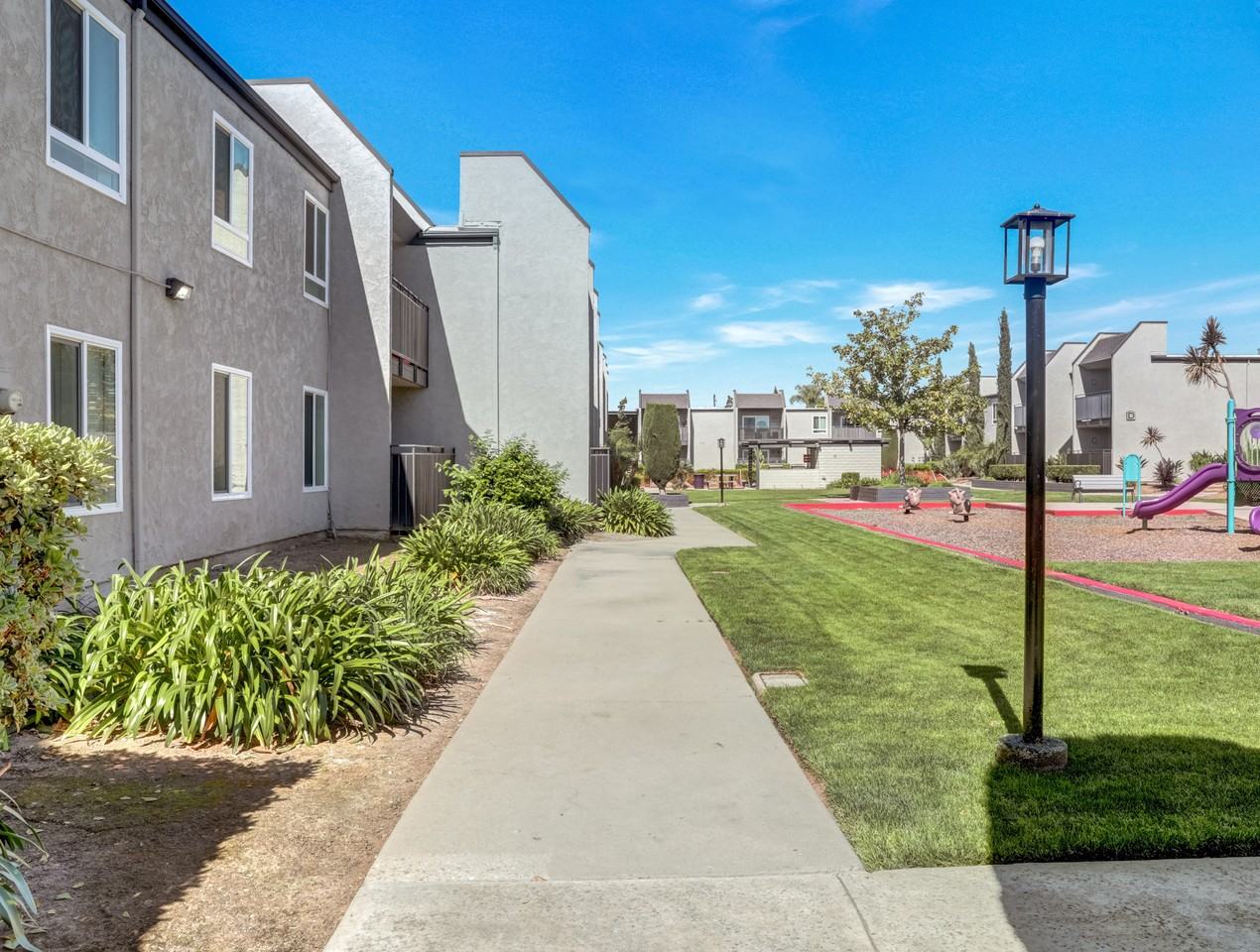 Sturbridge Village Apartments - Photo 7 of 29