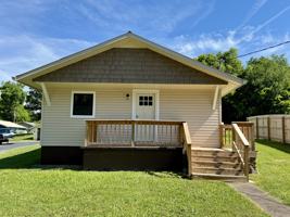 featured image of 402 Pine St #1