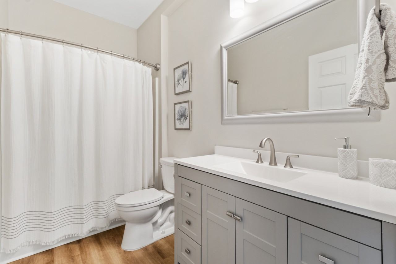 5006 Carleton Drive - 77Unit 77 #1 - Photo 5 of 18