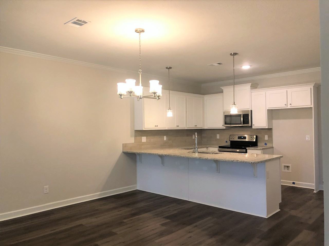 3056 Stanhope Dr #1 - Photo 5 of 14