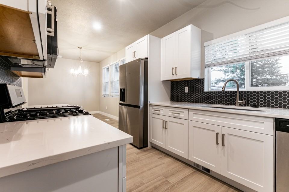 6871 South 190 EastUnit B #1 - Photo 7 of 15