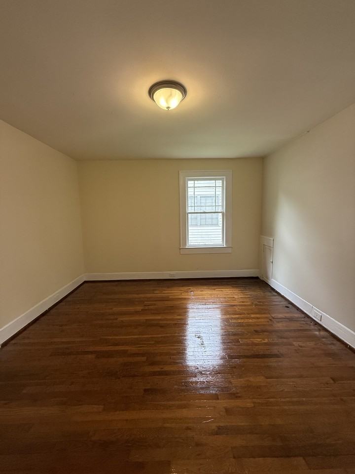 7420 3rd Ave S #1 - Photo 7 of 9