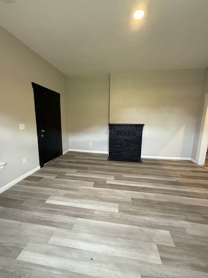 315 Avenue U #1 - Photo 2 of 6