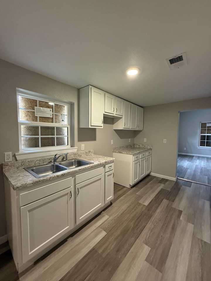 315 Avenue U #1 - Photo 3 of 6
