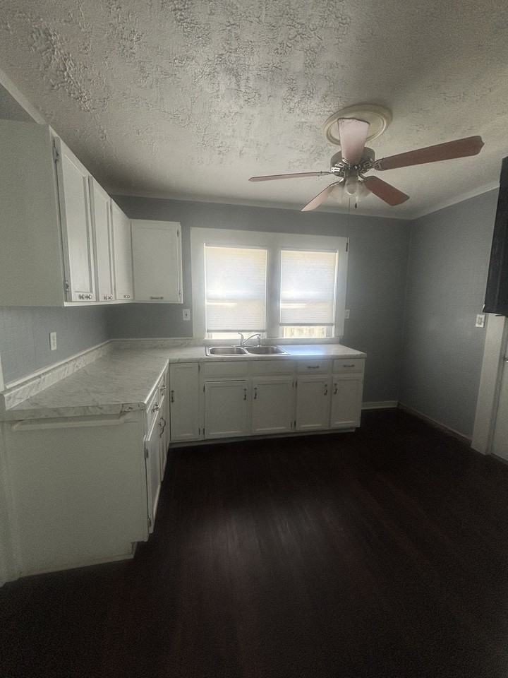 3372 W 90th St #1 - Photo 5 of 16