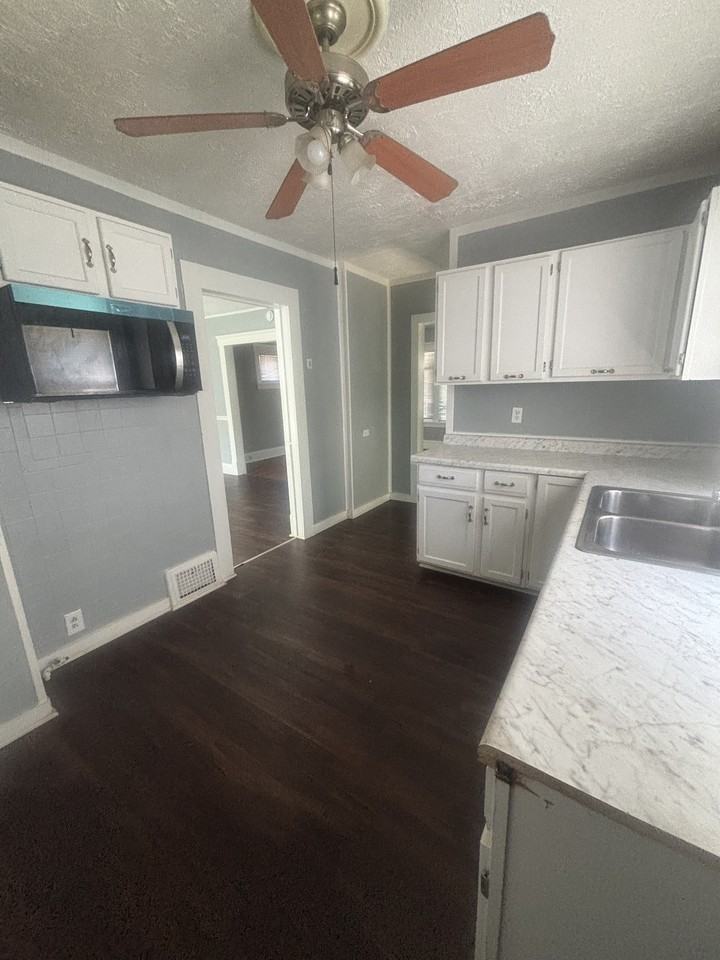 3372 W 90th St #1 - Photo 6 of 16