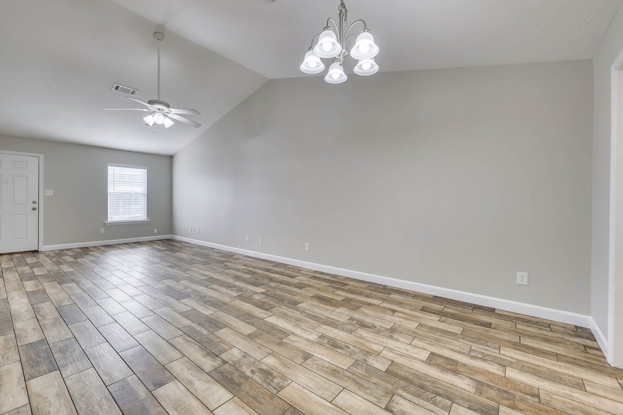 219 Lynbrook Way #1 - Photo 7 of 30