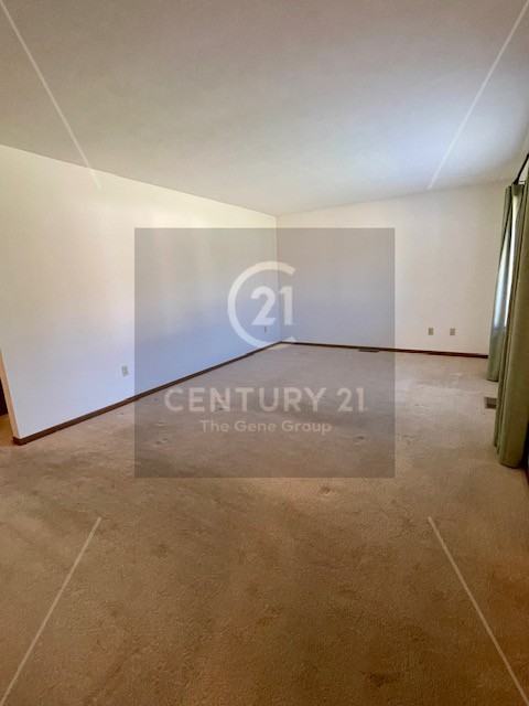 323 Westview Dr #1 - Photo 4 of 34