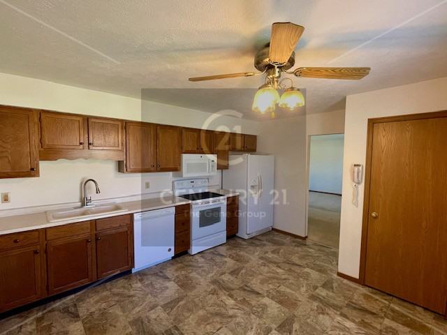 323 Westview Dr #1 - Photo 5 of 34