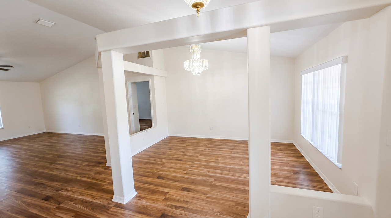1481 Sw Algardi Ln #1 - Photo 3 of 11