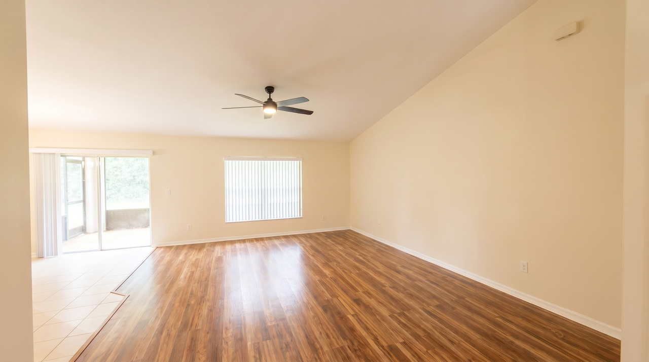1481 Sw Algardi Ln #1 - Photo 4 of 11