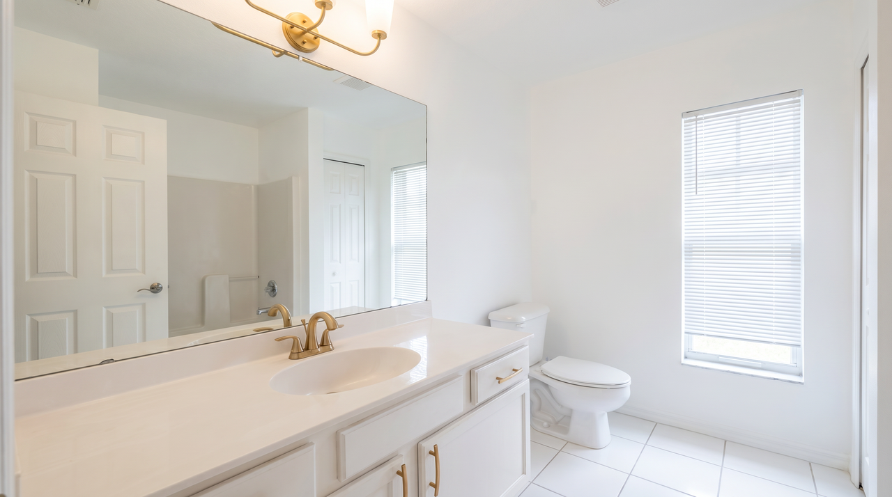 1481 Sw Algardi Ln #1 - Photo 7 of 11