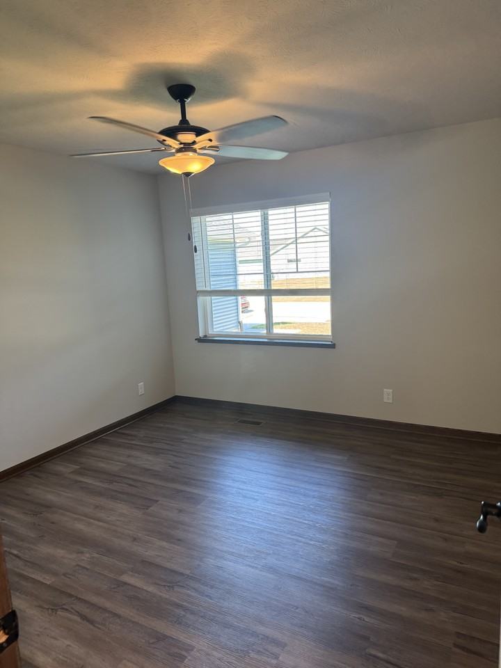 4840 S 1st St #1 - Photo 6 of 23