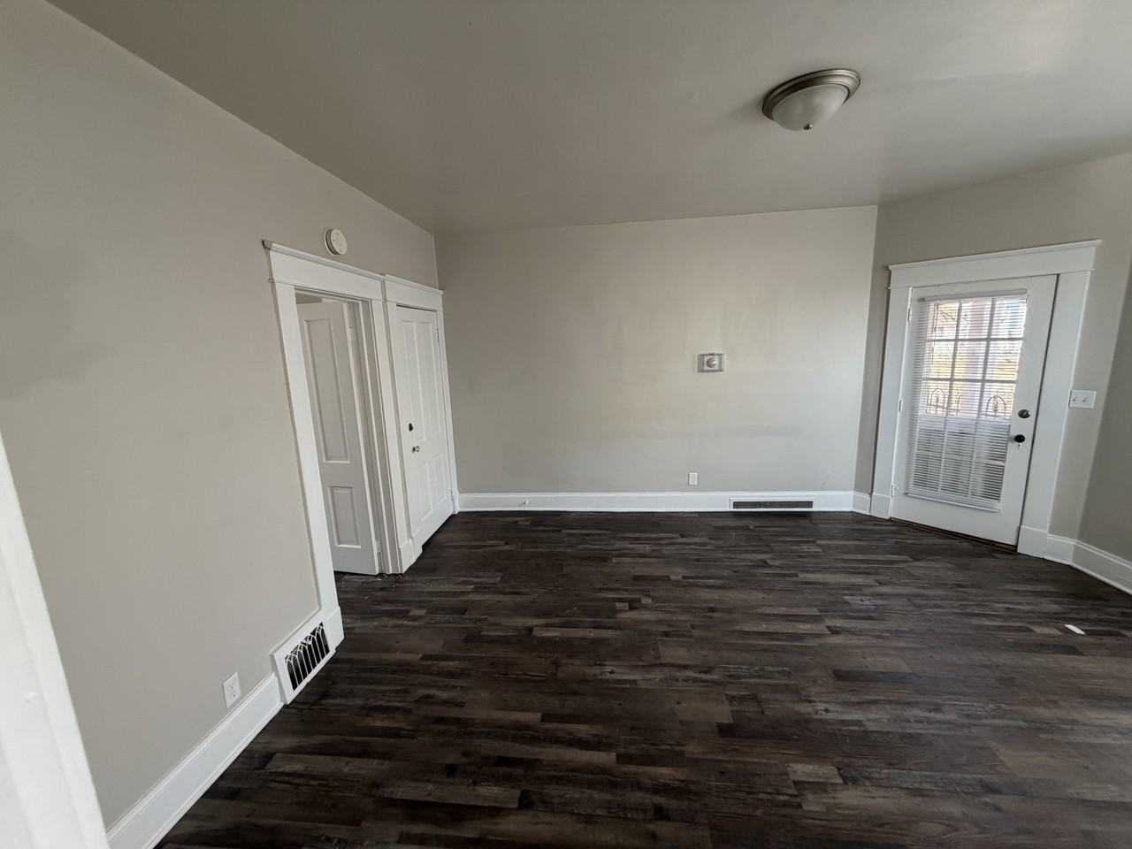 328 Kenwood Ave #1 - Photo 2 of 9