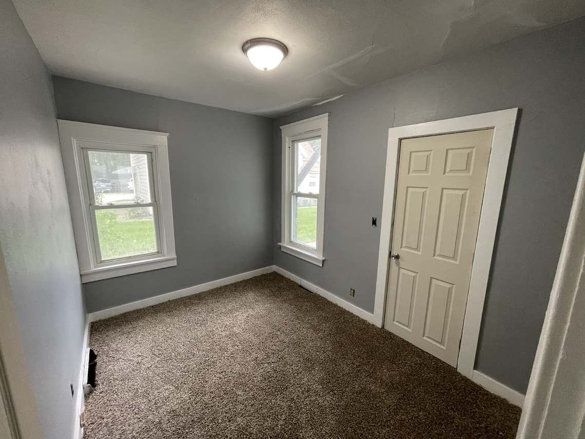 928 Brooks St #1 - Photo 5 of 6