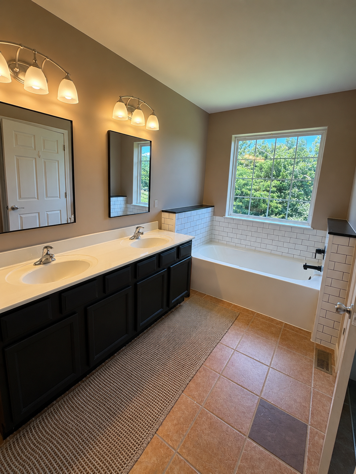 108 La Vista Dr #1 - Photo 5 of 10