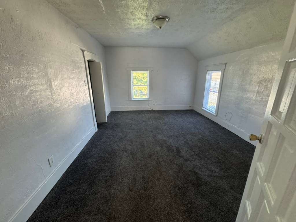 131 W Lordeman St #1 - Photo 5 of 11