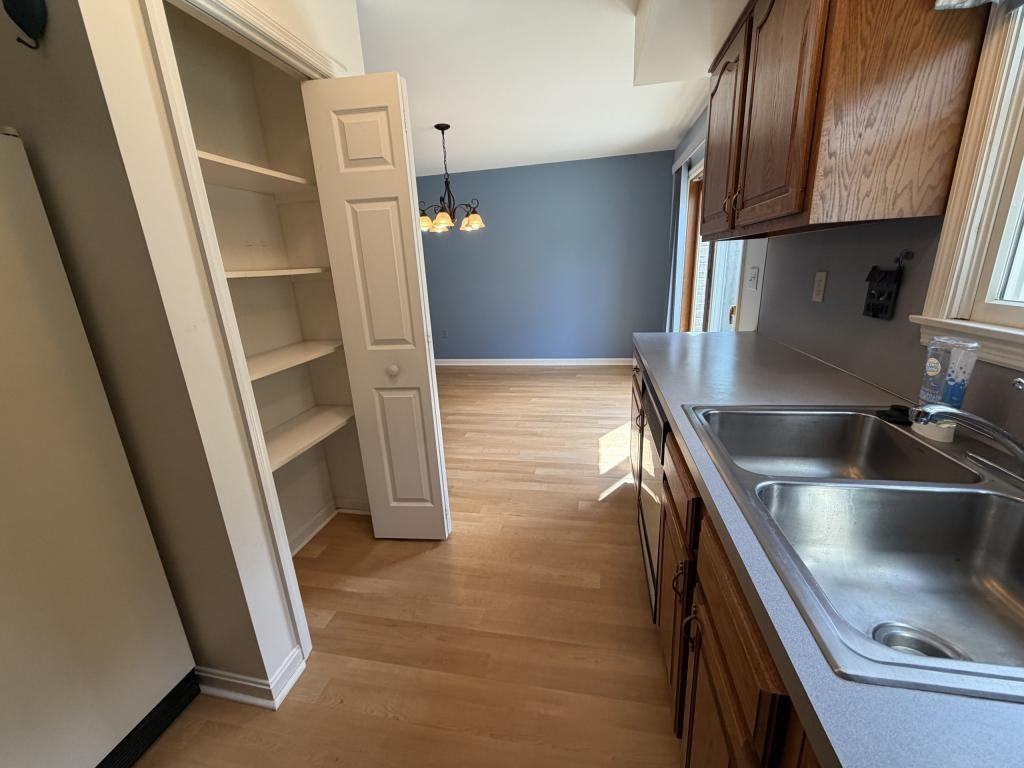 99 Lee Ann Ct - Photo 6 of 17
