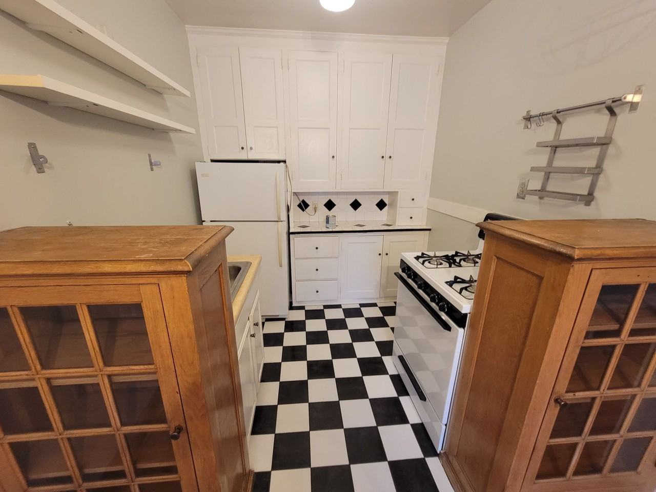 3200 Garfield Avenue South - Photo 5 of 10
