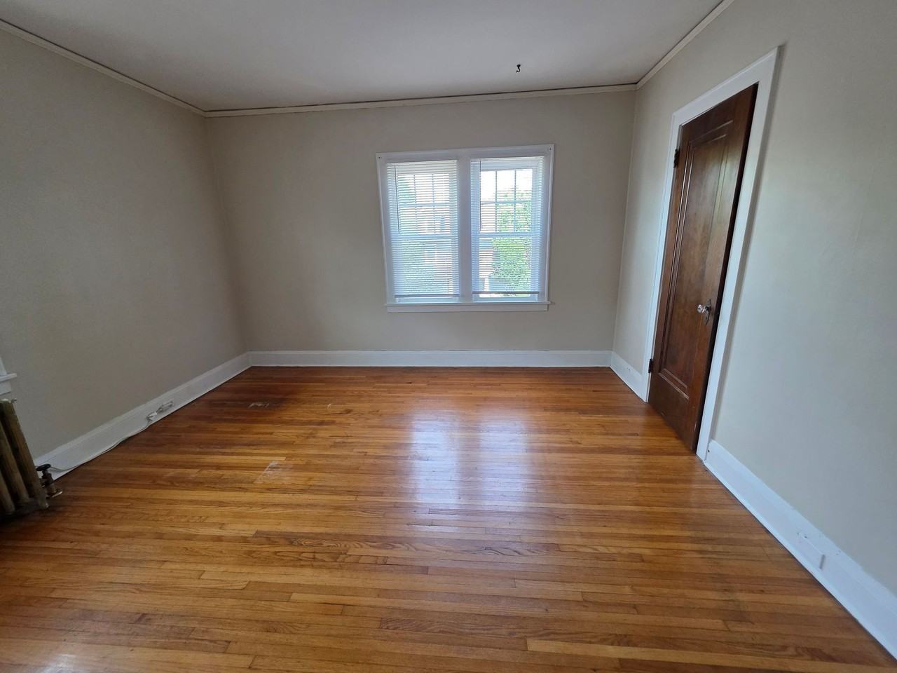 3200 Garfield Avenue South - Photo 7 of 10