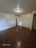 featured image of 728 S Leeds St