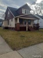 featured image of 1656 Montana Ave