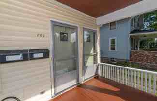 602 1/2 E Battell St - Photo 1 of 1