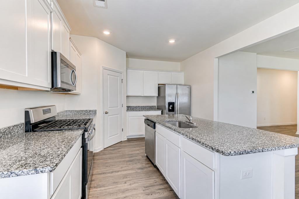 2101 Saltwater Bnd - Photo 4 of 30