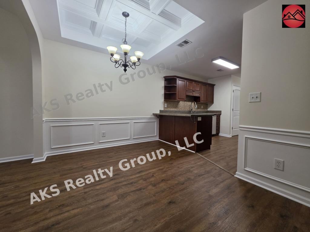 6116 Townley Way - Photo 6 of 19