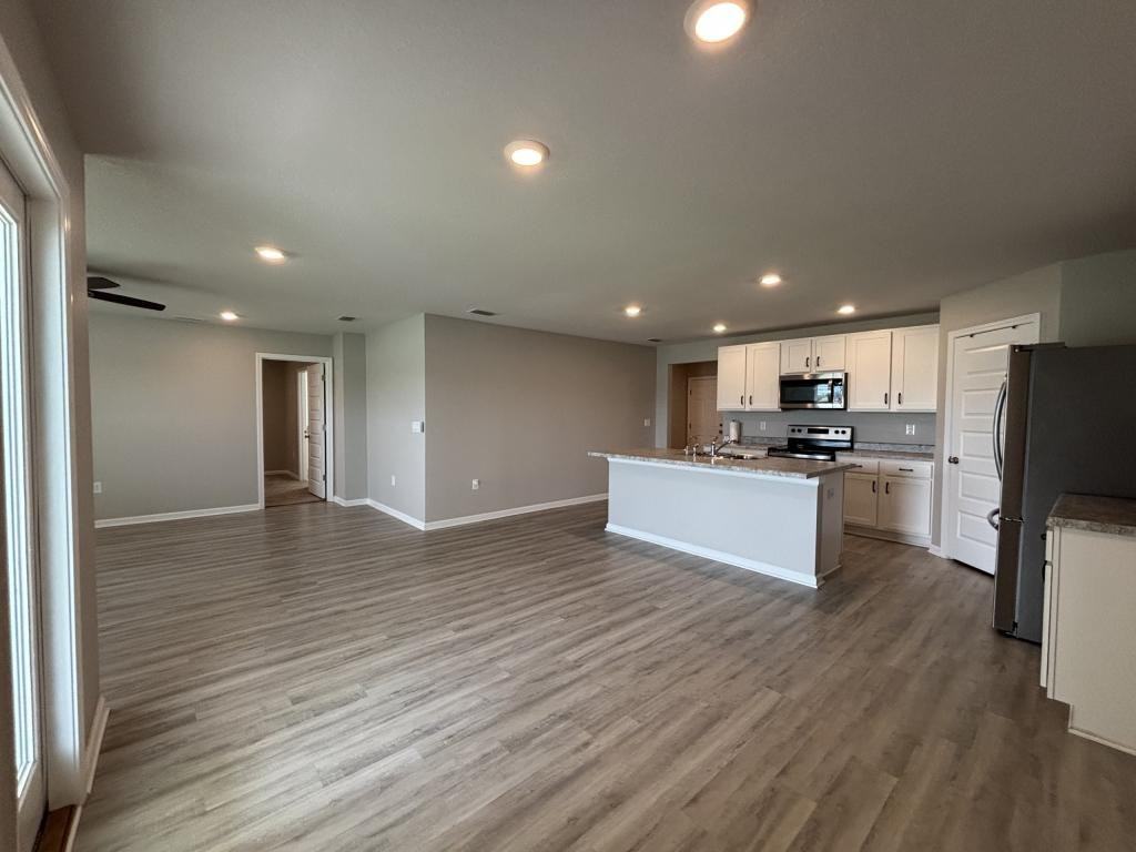 6359 Bellavia Ln - Photo 3 of 40