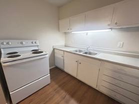 421 Poplar Level Ct #206 - Photo 1 of 1