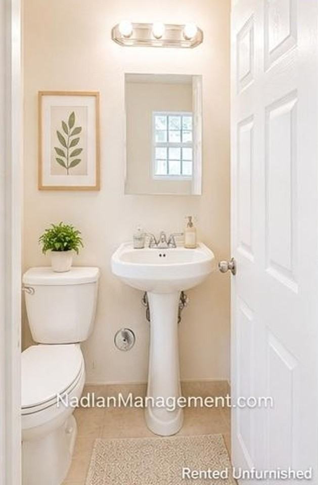 223 Nw 12th St - Photo 4 of 23