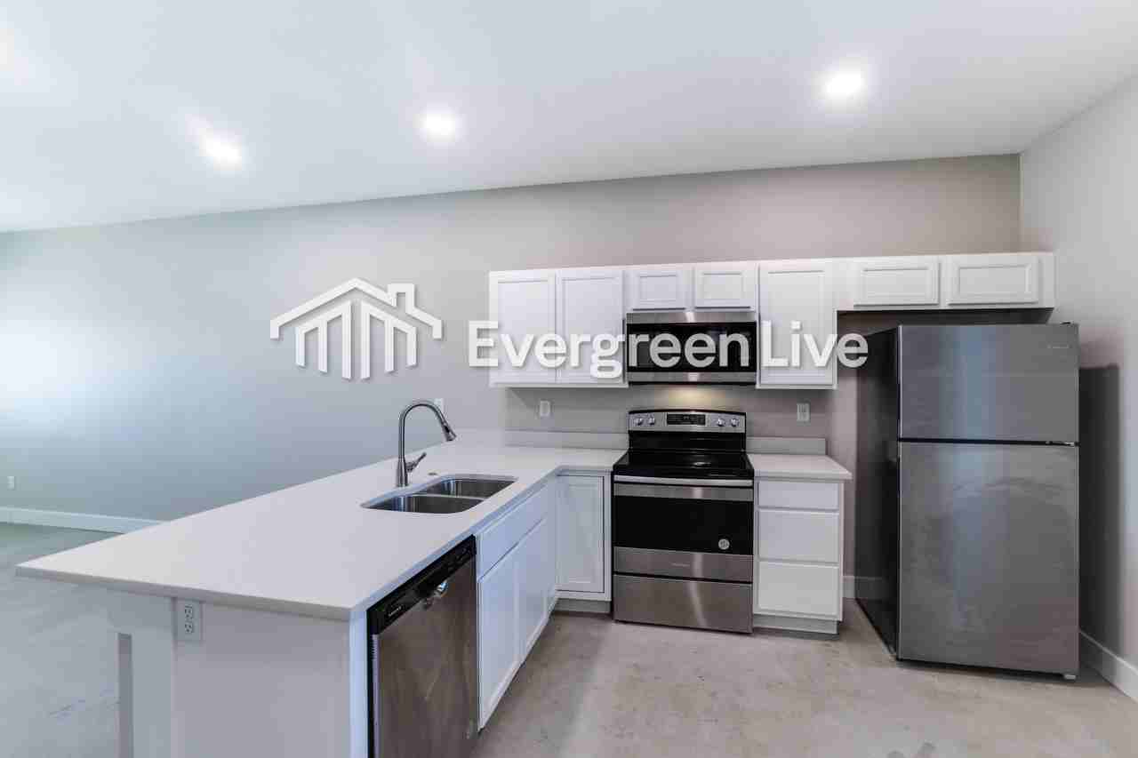 217 E Northern Ct - Photo 6 of 17