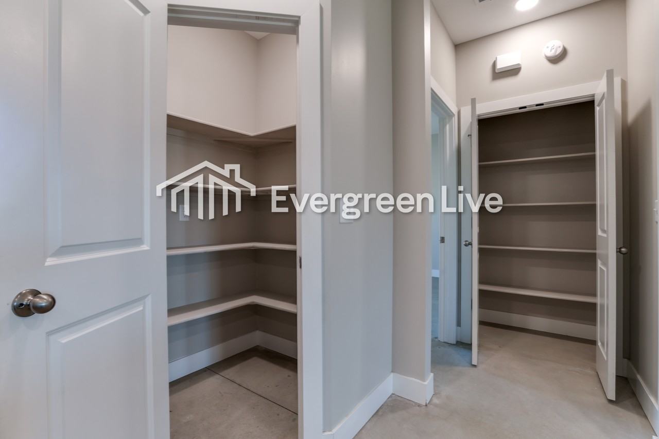 217 E Northern Ct - Photo 7 of 17