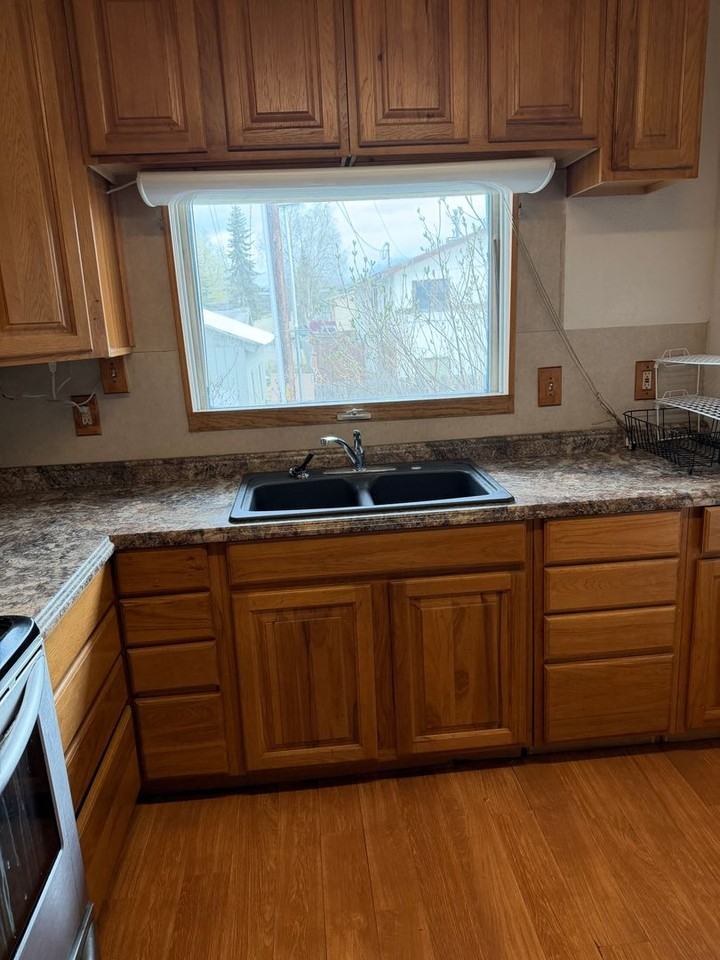 225 N Park Street - CDY - Photo 5 of 8
