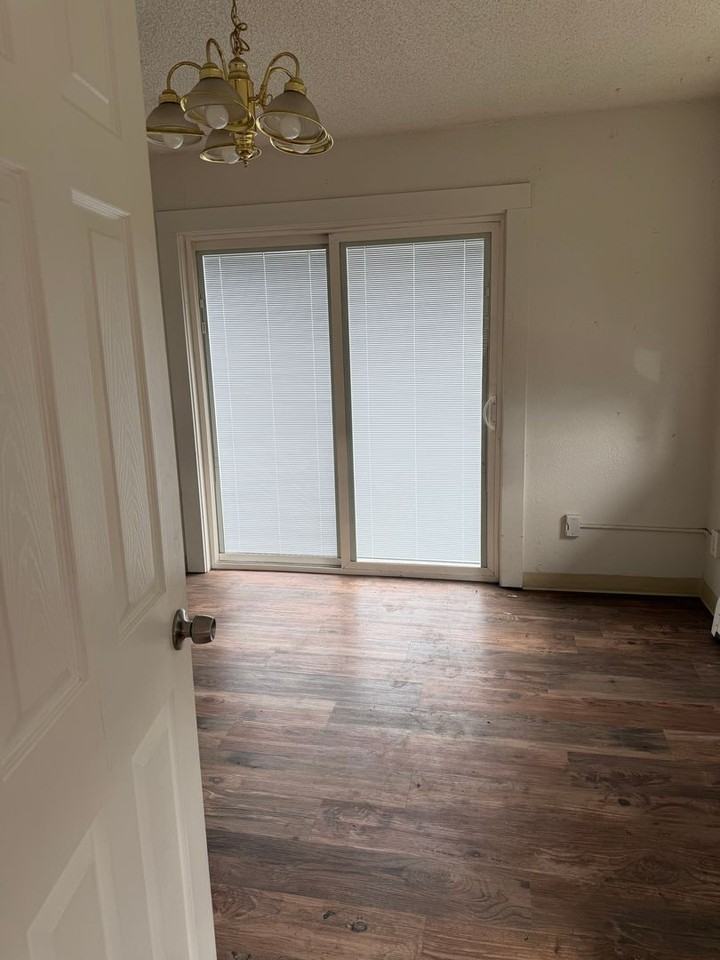 225 N Park Street - CDY - Photo 7 of 8