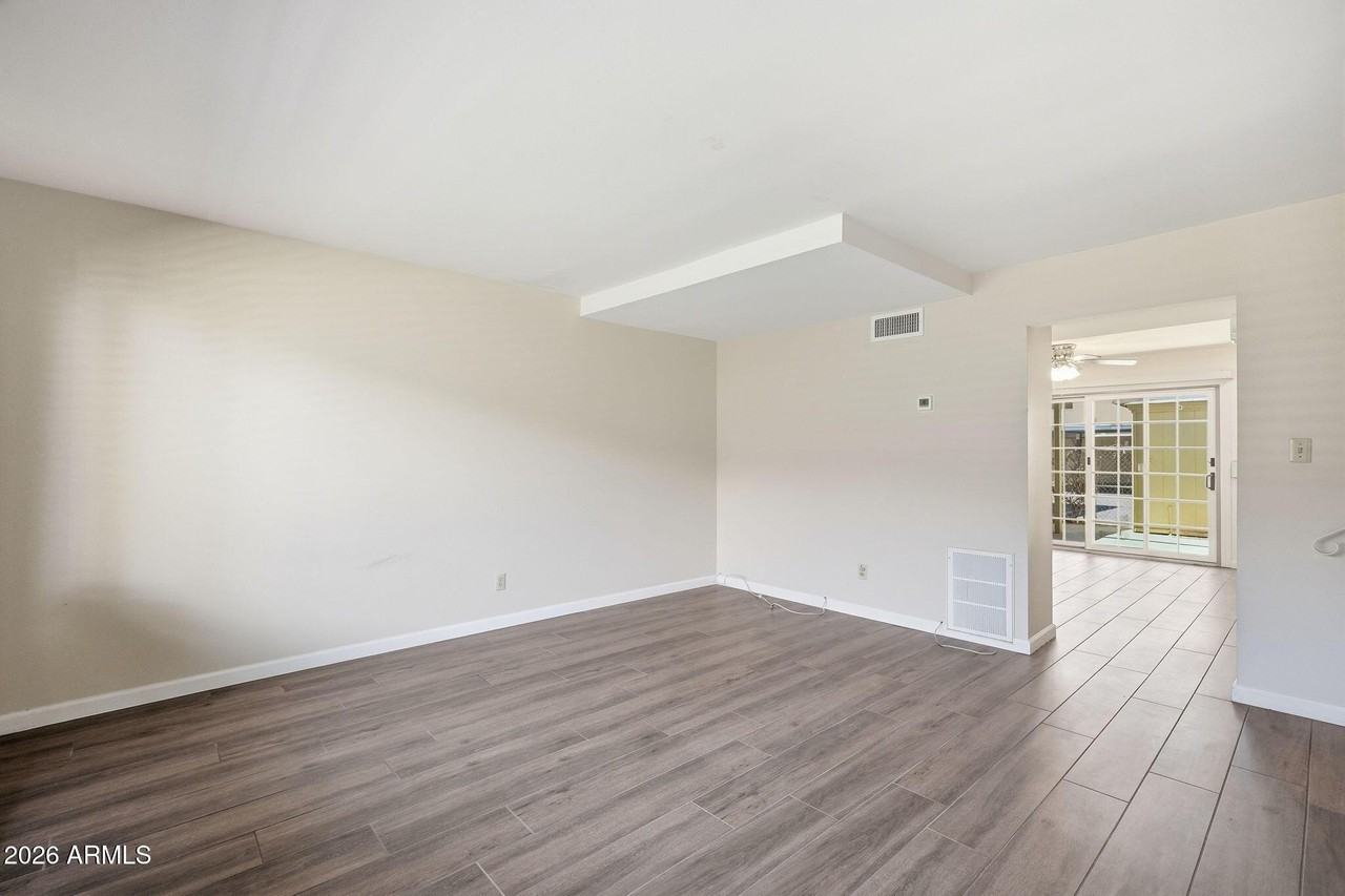 3937 S Mill Ave - Photo 6 of 40