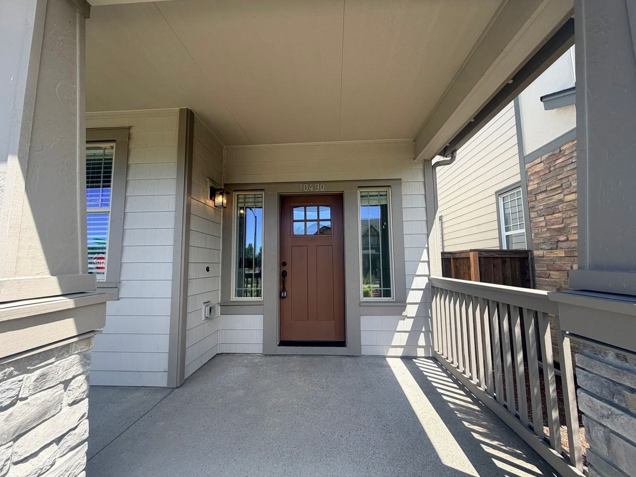 10490 Nw 292nd Ave - Photo 5 of 39