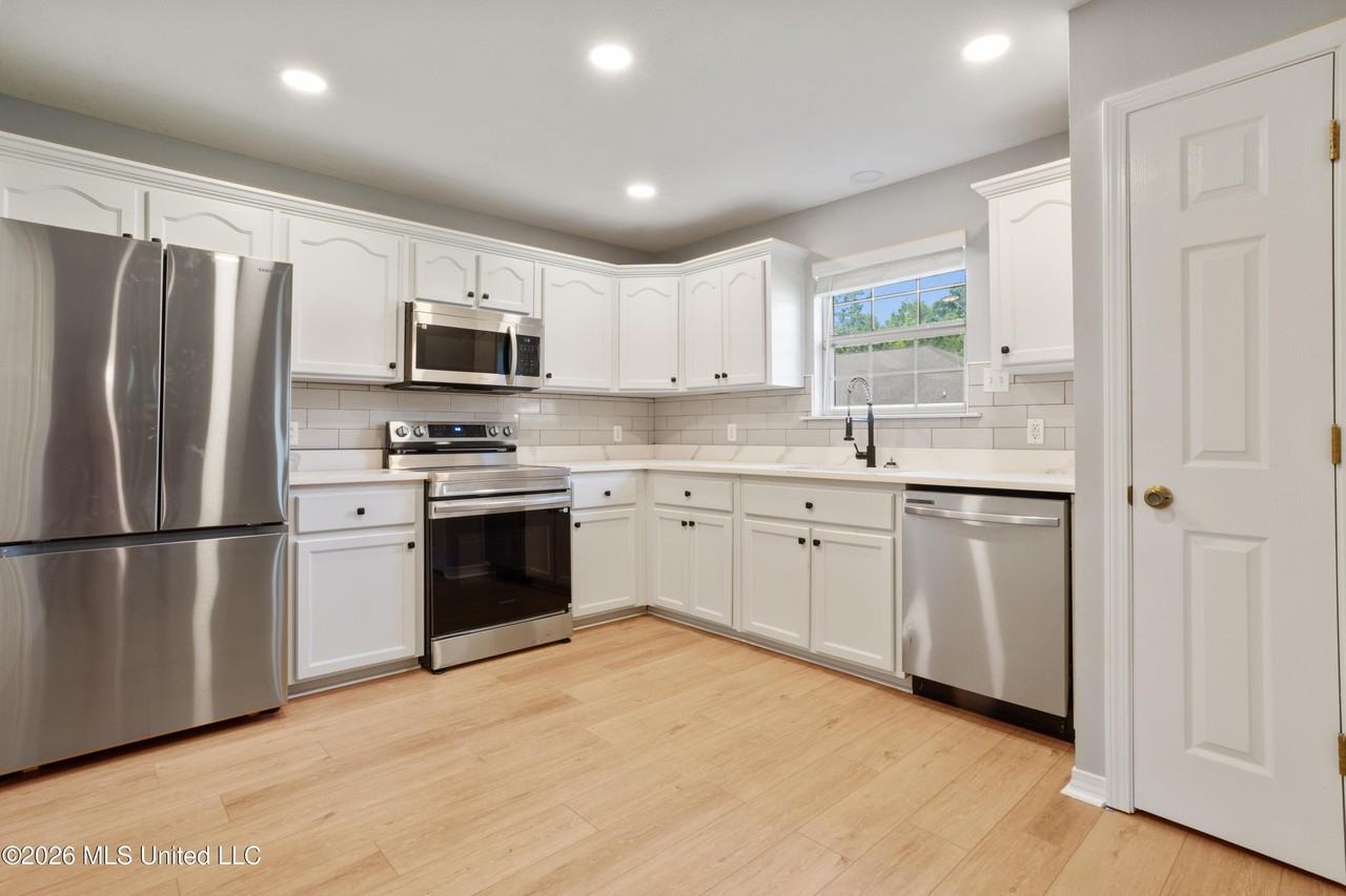 8205 Santa Fe Ave - Photo 4 of 20