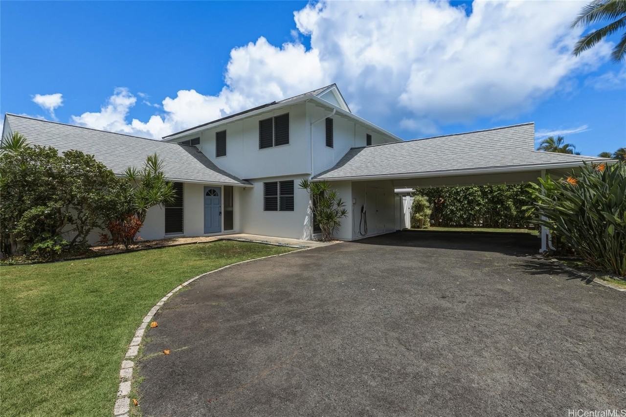 58 Aikahi Loop