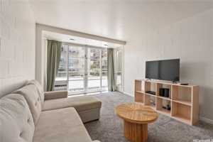 featured image of 445 Kaiolu St #212