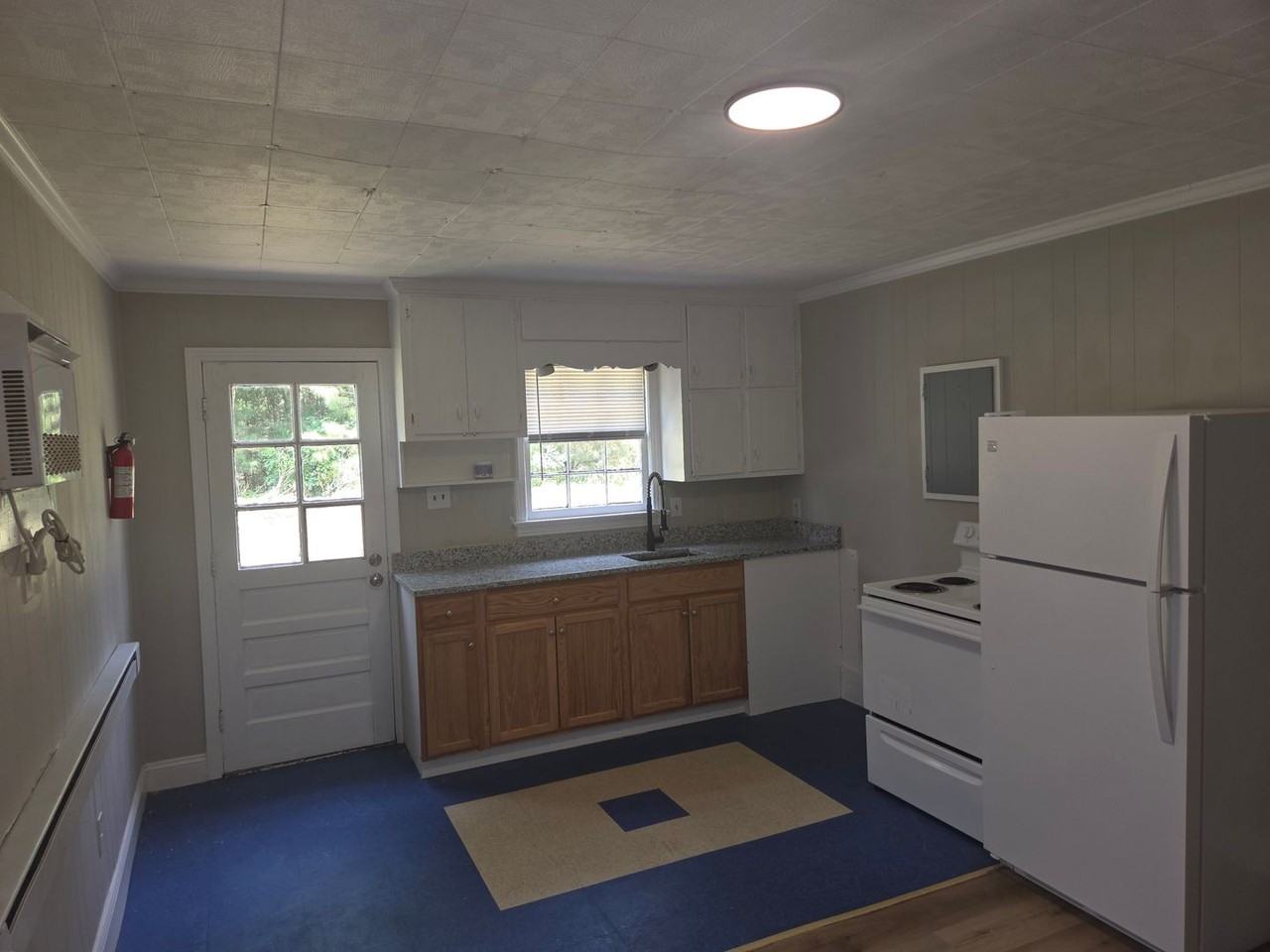 Shady Oak Apartments - Photo 7 of 11