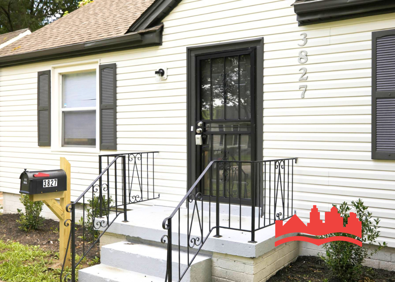 3827 Vanuys Rd - Photo 4 of 31