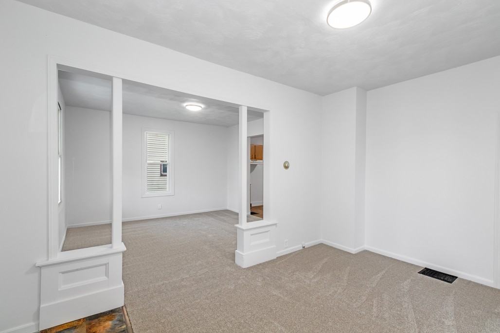 705 Smith Ave Sw - Photo 4 of 22