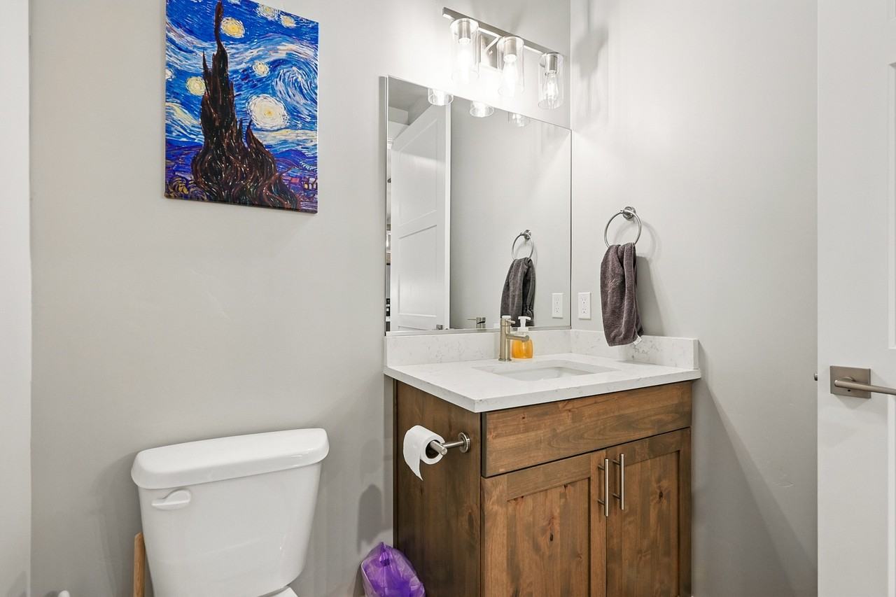 899 S Lincoln Ave Apt 3 - Photo 7 of 17